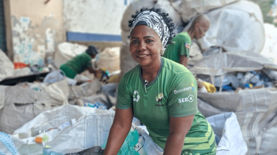 Catadores de cooperativas apoiadas pela Braskem fortalecem a cadeia de reciclagem 