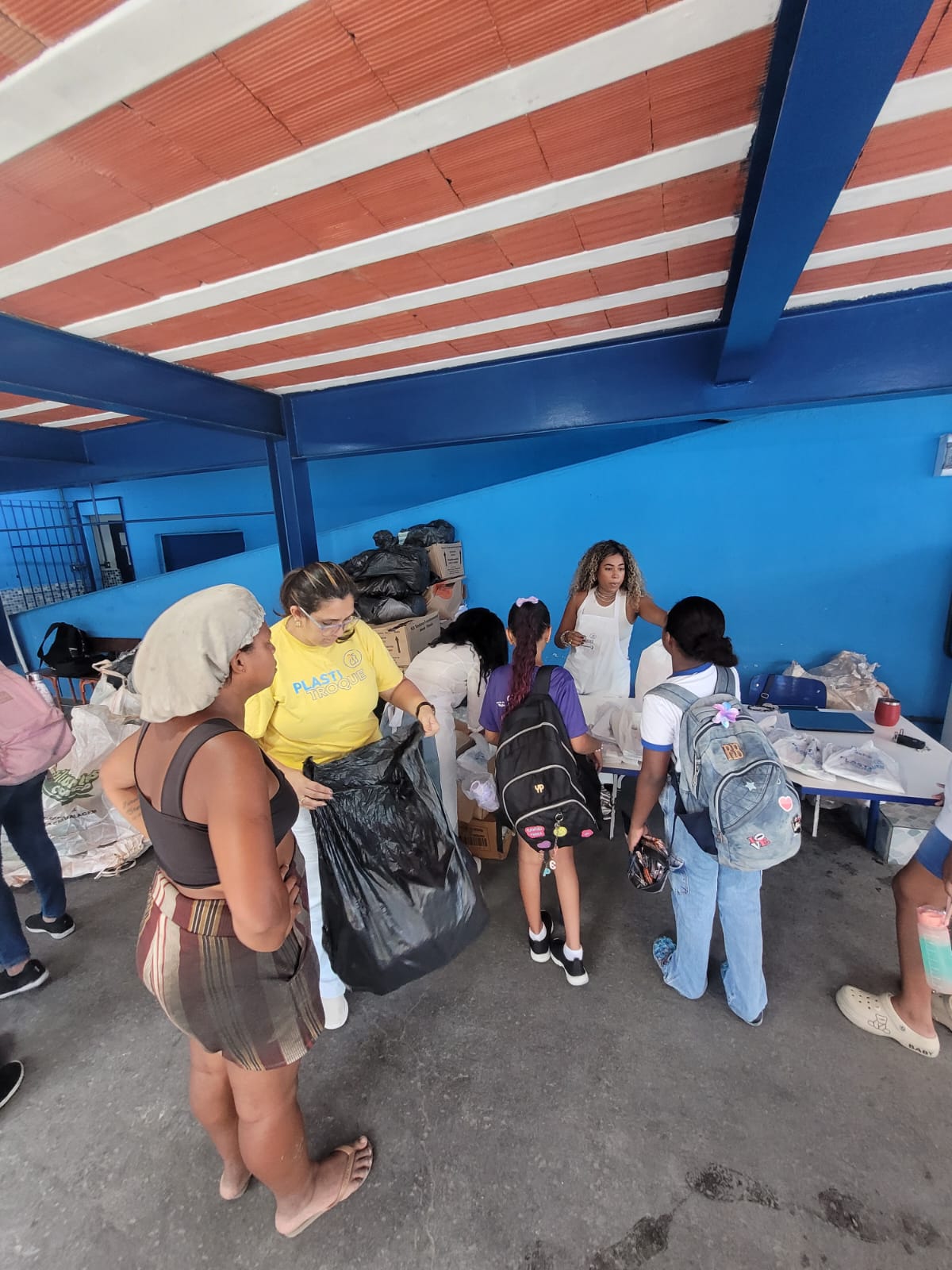 Plastitroque mobiliza estudantes de Duque de Caxias e transforma resíduos em benefícios para a comunidade escolar