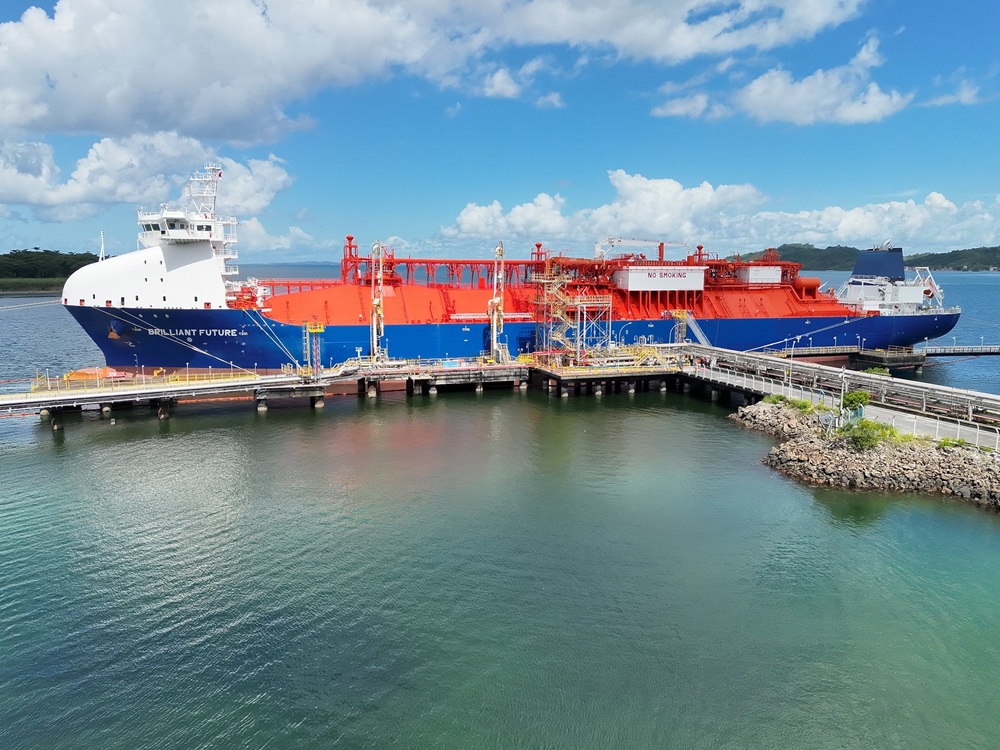 Novo navio da Braskem atraca pela primeira vez na Bahia e reforça logística de etano