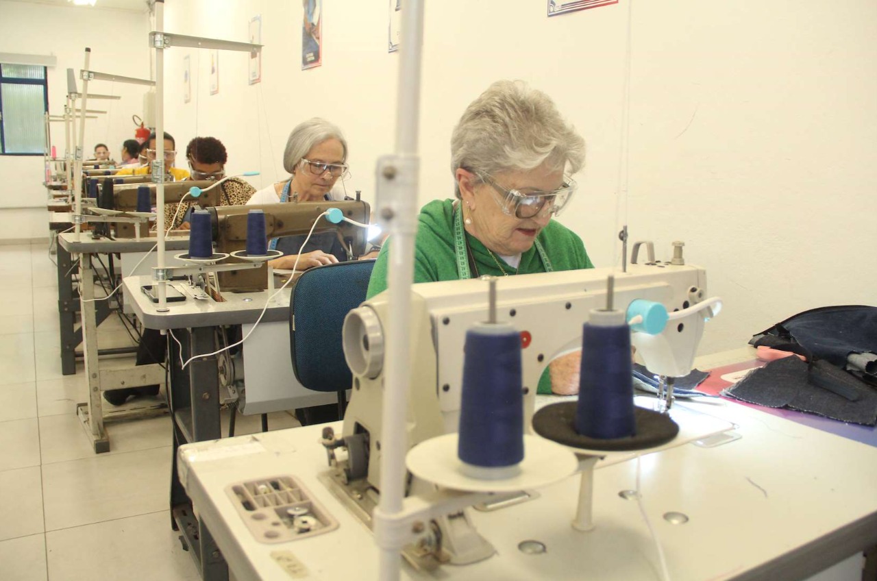 Braskem abre inscrições para a 5ª edição do Curso de Costura Criativa em Mauá
