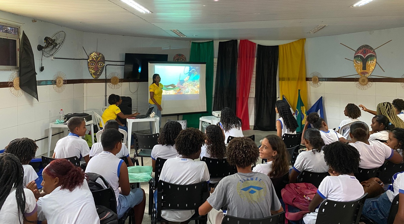 Projeto Corais de Maré promove mobilização ambiental com estudantes e moradores em Ilha de Maré